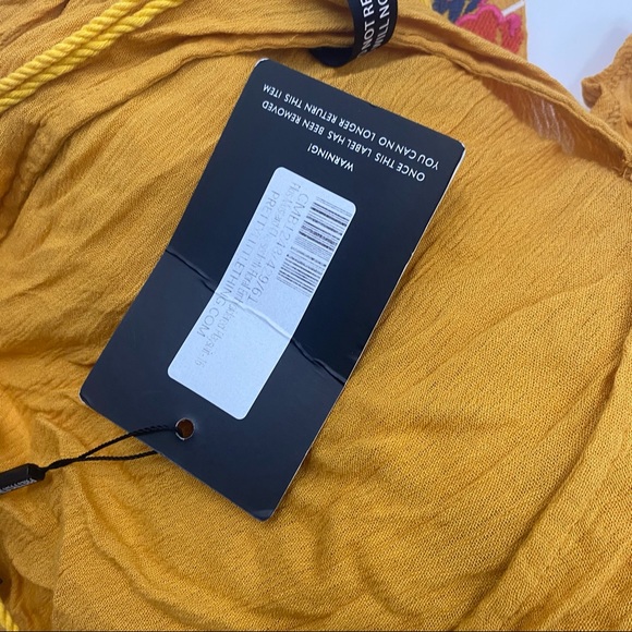 New Pretty Little Thing Embroidered Romper Medium - Picture 6 of 6